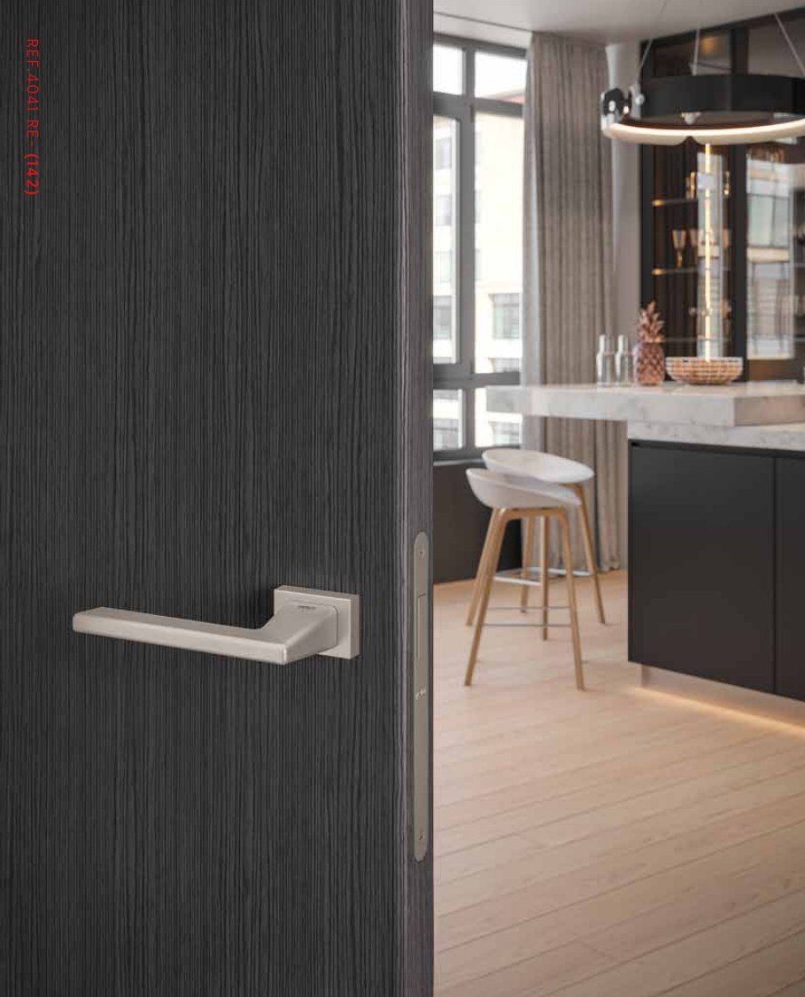 Ref. 4041, satin nickel