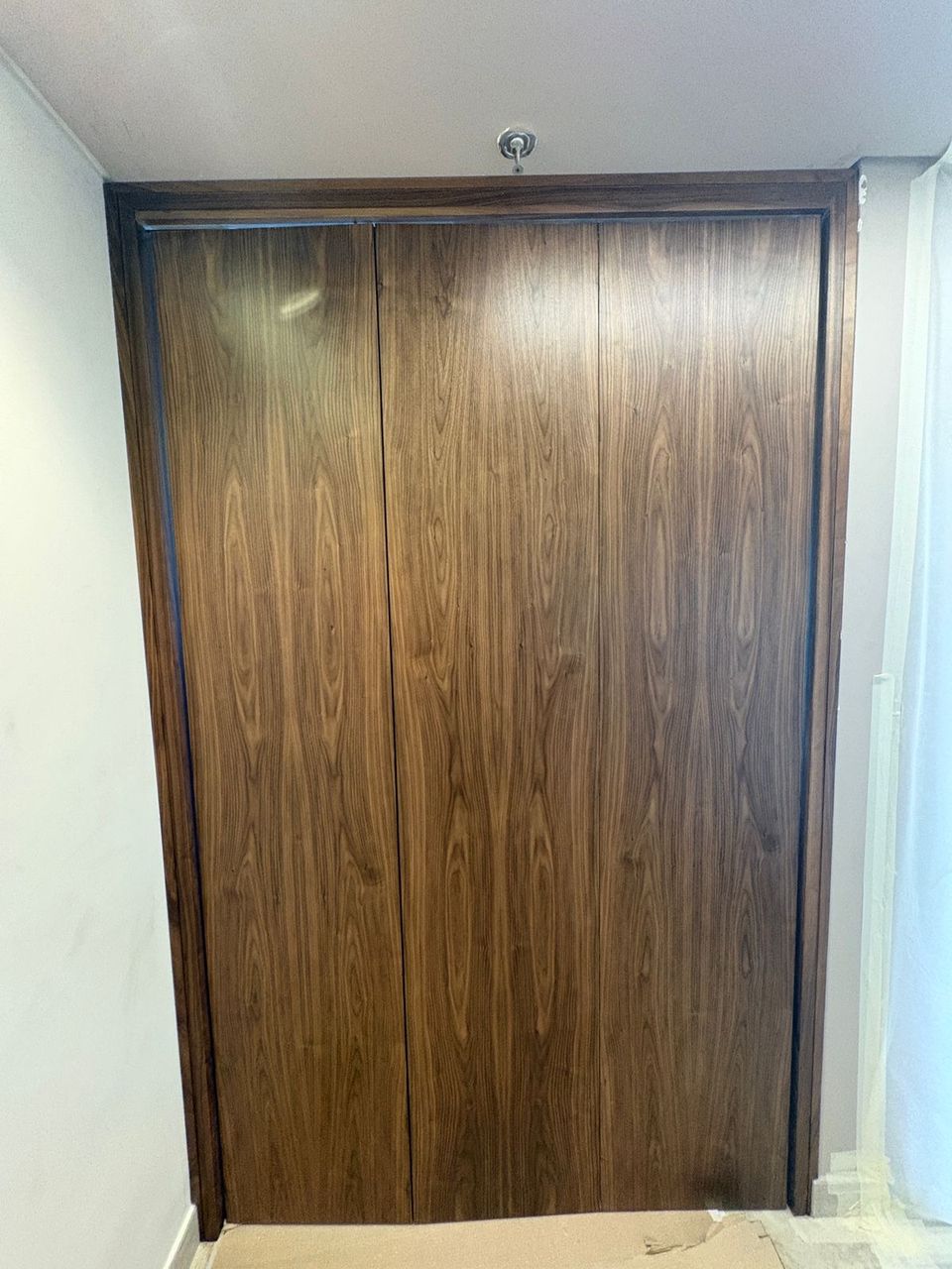 Walnut Veneer Double Door With Bookmatched Grain